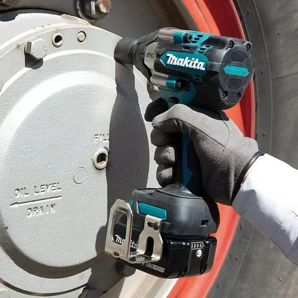 🔩 Makita DTW700 – PowerMax 18V bürstenloser Schlagschrauber